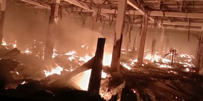 Polisi Selidiki Penyebab Kebakaran Pasar Basanohi Sanana