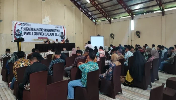 Bawaslu Kepulauan Sula Tingkatkan Kapasitas SDM Pengawas Pemilu
