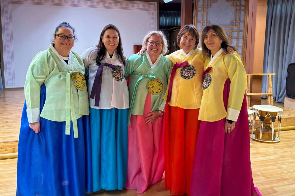 A-Bunnuk-Tours-group-in-Gwangju-South-Korea-by-@Walter-Delorie.jpg