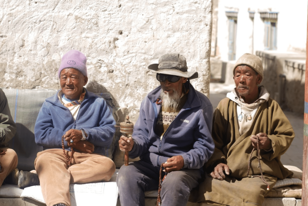 Cropped_Resized_Nepal-locals-1024x683.png