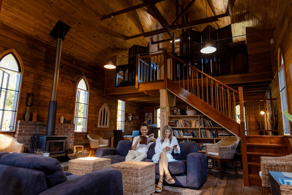 Resized_Glasshouse-Mountains-Ecolodge-chapel-accommodation-interior-2-1024x683.png
