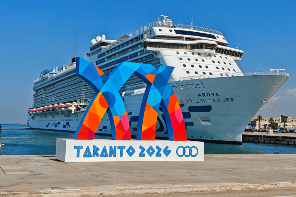 Cropped_Resized_Aroya-Cruises-Taranto-1024x683.png