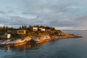 Cropped_Resized_Render_-Norrona-Lodge-at-Andorja_-Sunset_www.mir_-1024x683.png