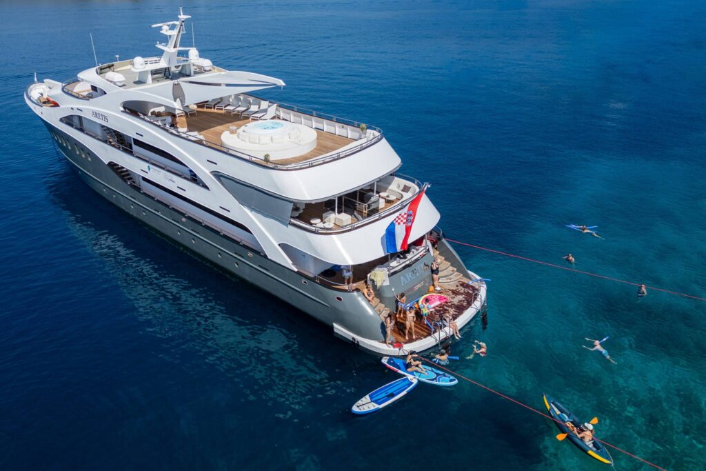 Unforgettable-Croatia-Aretis-swim-stop-1.jpg
