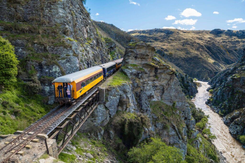 gallery-dunedin-taieri-gorge-rear-1024x682-1-1.jpg