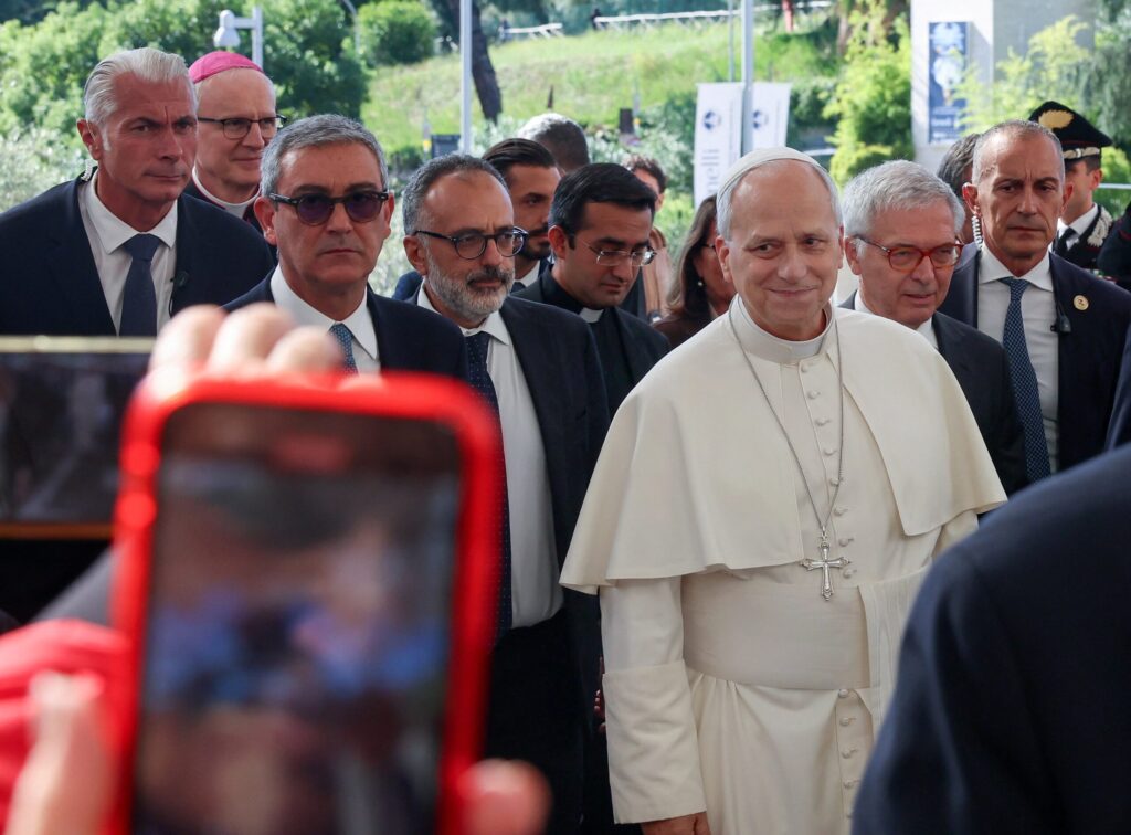 20261013T1105-POPE-LEO-SURGERY-FATIMA-PRAYERS-1828217-scaled.jpg