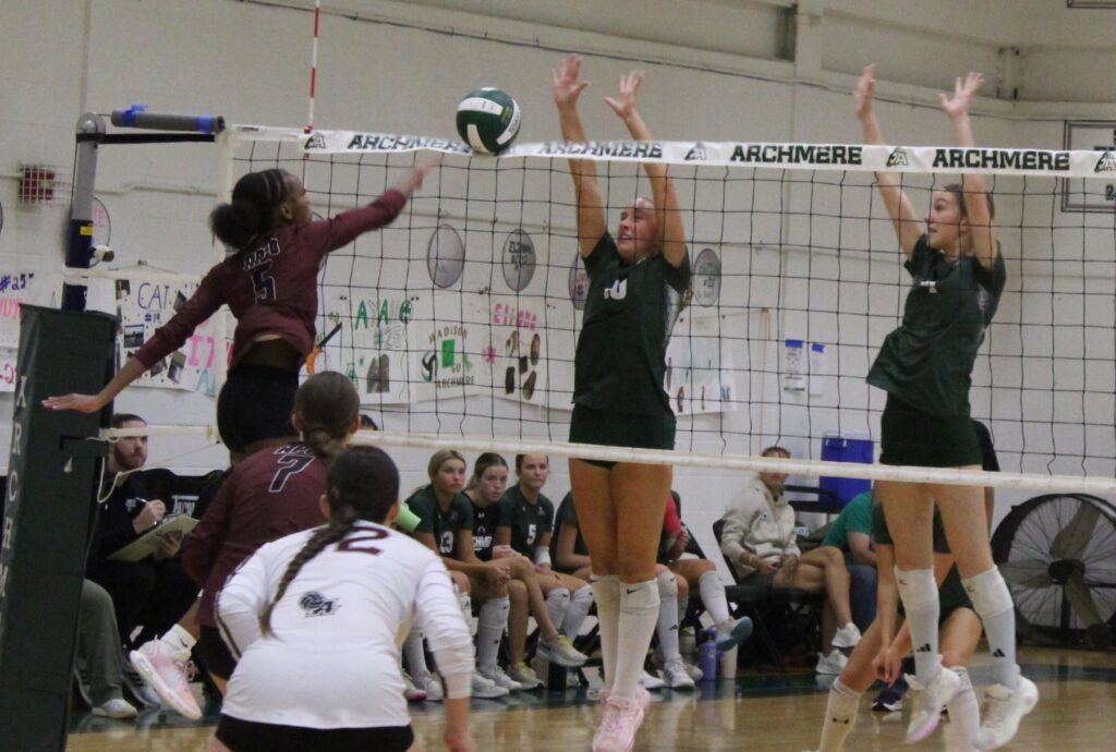 Auks-Jaguars-VB26-8.jpg