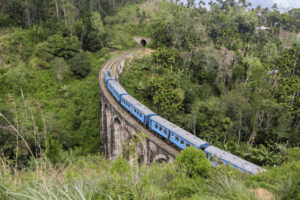 Cropped_Resized_sri_lanka_train_nine_arch_bridge-1024x683.png