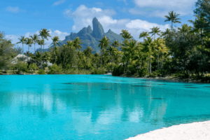 Resized_Bora-Bora-French-Polynesia_2380343069-1024x683.png
