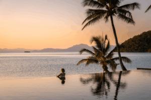 Resized_Orpheus-Island-Lodge-Great-Barrier-Reef-Experience-Infinity-Pool-Sunset-cJamesVodicka-1024x6.png