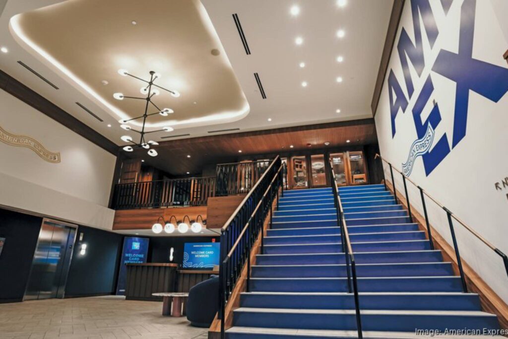 amex-lounge-lobby-interior_900xx3300-1856-0-172-1.jpg